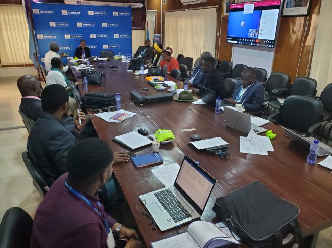 Assainissement KINSHASA : VERS UNE GESTION DURABLE DES DECHETS URBAINS